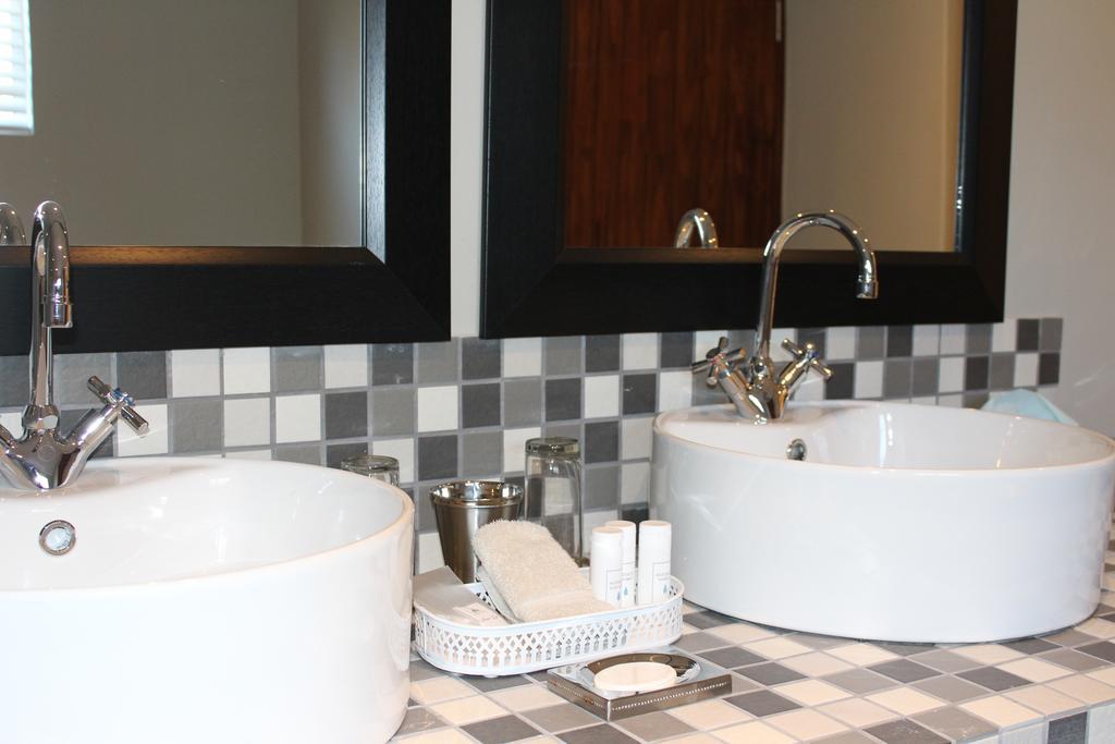 Nuwerus Lodge Paarl Ngoại thất bức ảnh